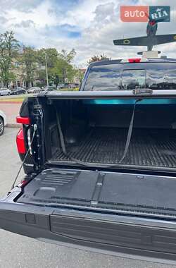 Пикап Ford F-150 2023 в 