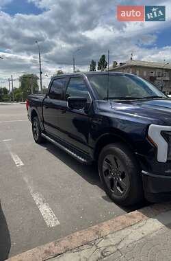 Пикап Ford F-150 2023 в 