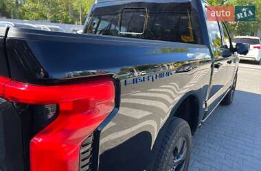 Пикап Ford F-150 2023 в 
