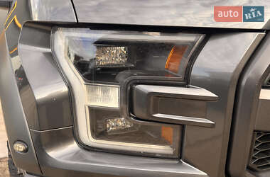 Пикап Ford F-150 2019 в 
