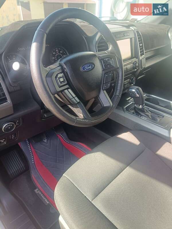 Пикап Ford F-150 2018 в Львове