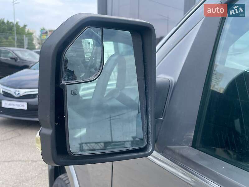 Пикап Ford F-150 2016 в Киеве