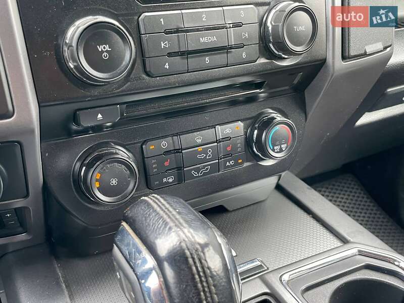 Пикап Ford F-150 2016 в Киеве
