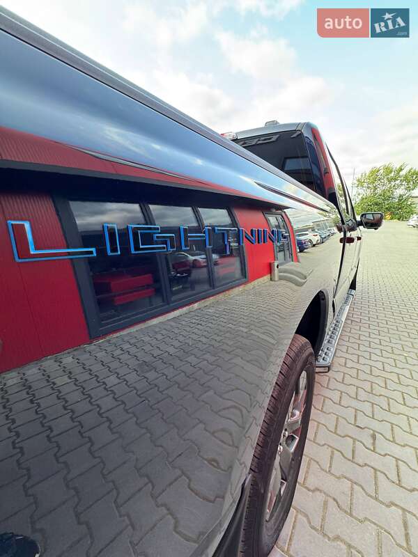 Пикап Ford F-150 2022 в Черновцах