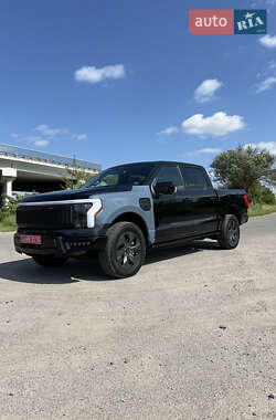 Пикап Ford F-150 2023 в 