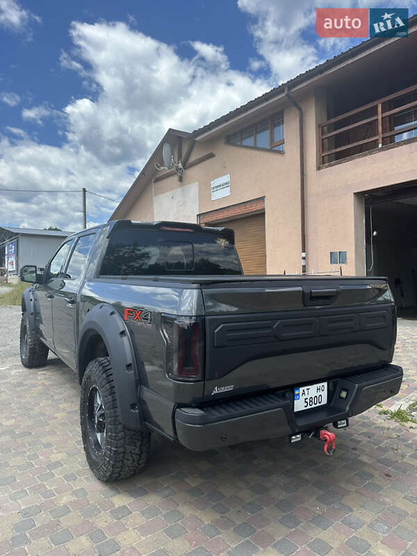 Пикап Ford F-150 2015 в Ивано-Франковске