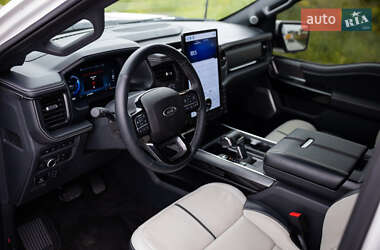 Пикап Ford F-150 2023 в 