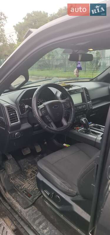 Пікап Ford F-150 2015 в Івано-Франківську