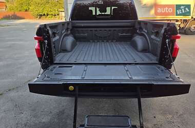 Пікап Ford F-150 2023 в 
