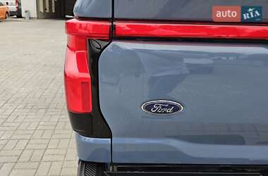 Пікап Ford F-150 2023 в 