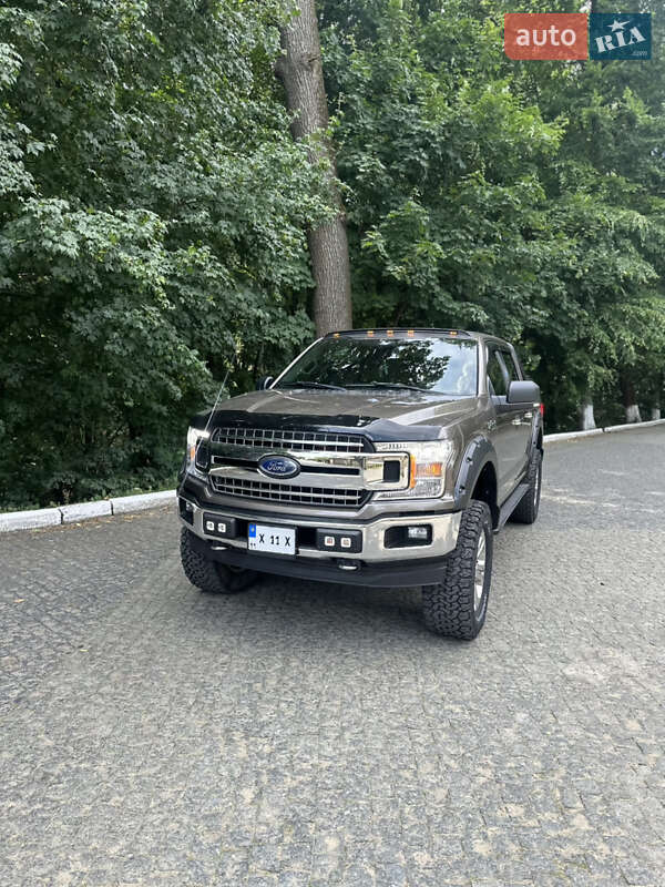 Пикап Ford F-150 2018 в Черновцах