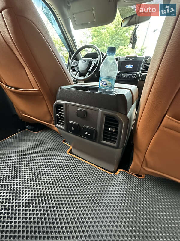 Пикап Ford F-150 2018 в Черновцах