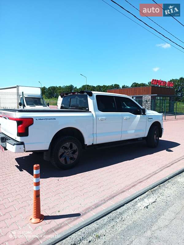 Пикап Ford F-150 2022 в Ровно
