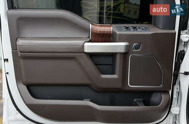 Пикап Ford F-150 2015 в 