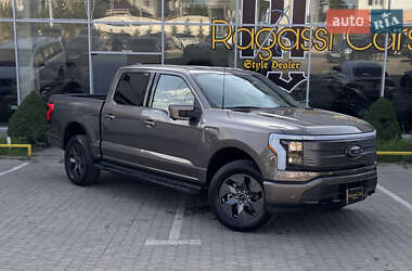 Пикап Ford F-150 2022 в 