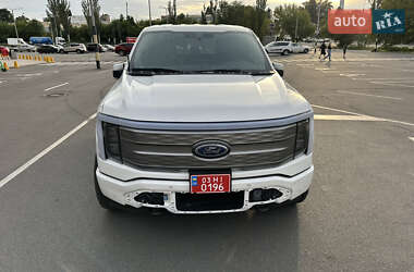Пикап Ford F-150 2023 в 