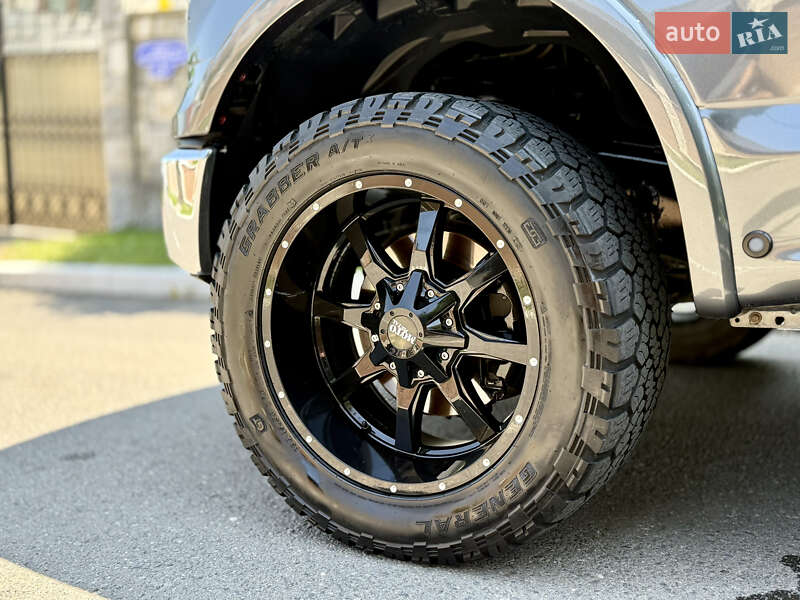 Пикап Ford F-150 2016 в Киеве