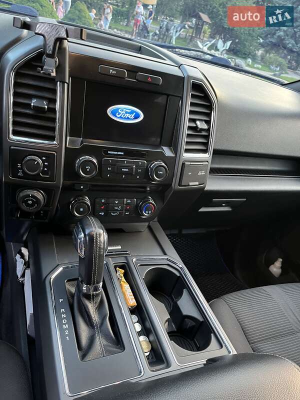 Пикап Ford F-150 2015 в Тернополе