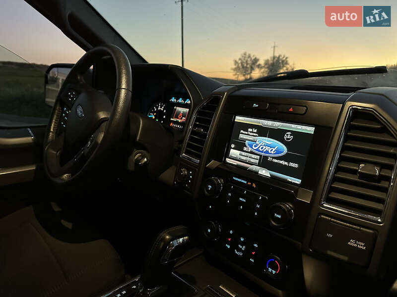 Пикап Ford F-150 2015 в Ровно