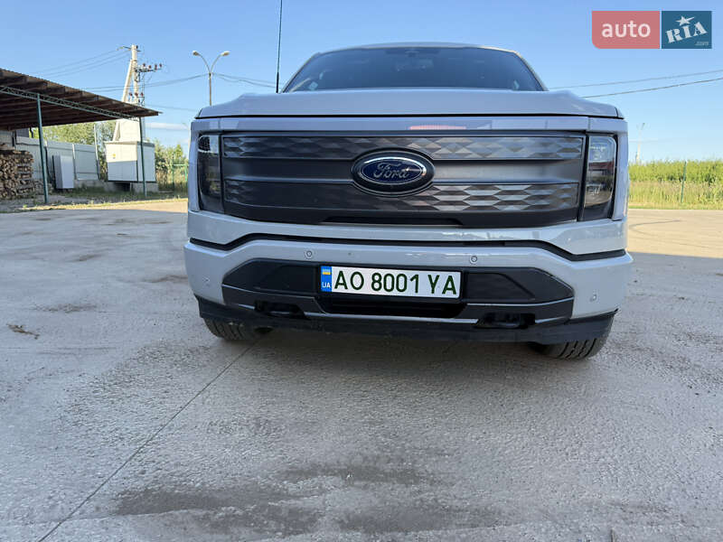 Пикап Ford F-150 2023 в Чопе