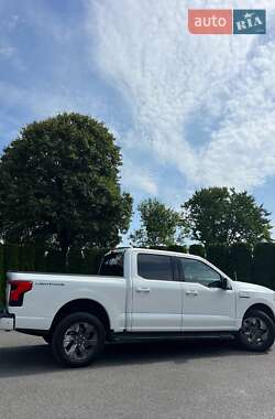 Пікап Ford F-150 2022 в 