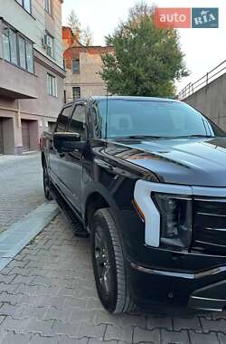 Пикап Ford F-150 2022 в Тернополе