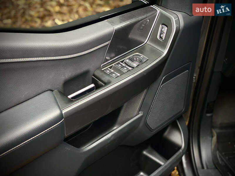 Пикап Ford F-150 2022 в Киеве