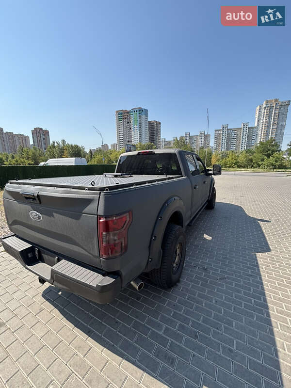 Пікап Ford F-150 2016 в Києві