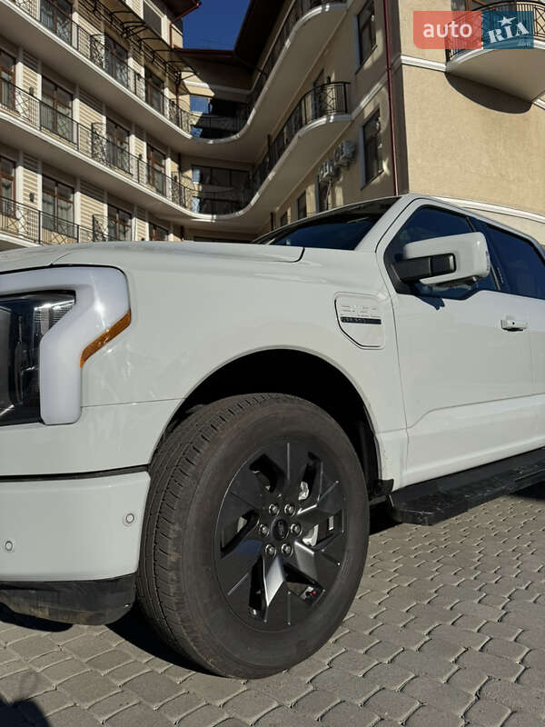 Пикап Ford F-150 2023 в Львове