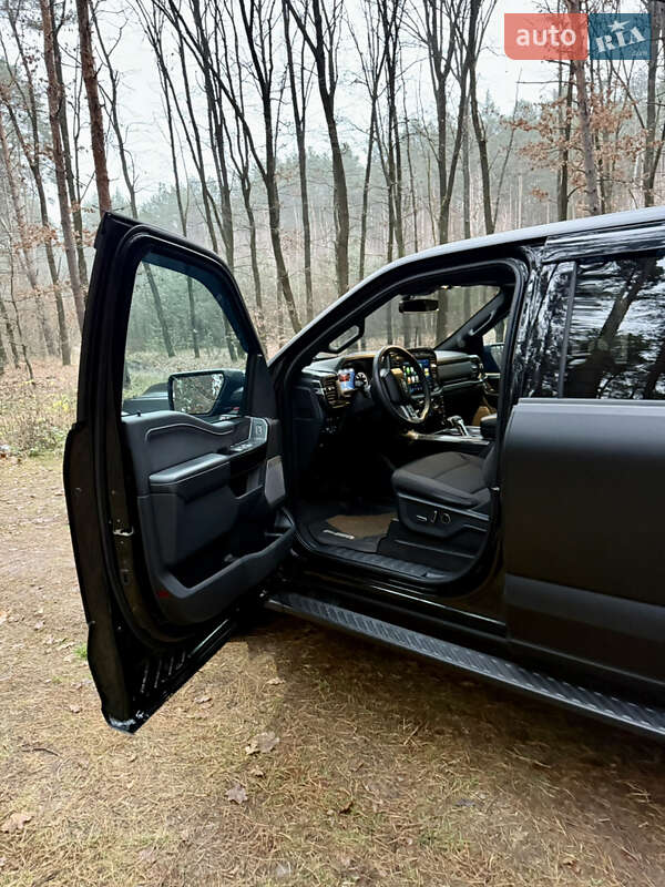 Пикап Ford F-150 2021 в Березане фото 22 Пикап Ford F-150 2021 в Березане