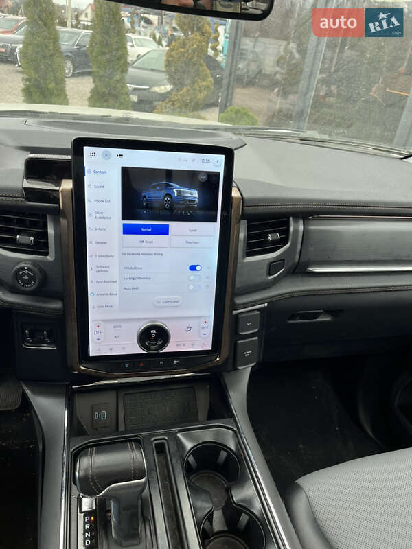 Пикап Ford F-150 2023 в Львове