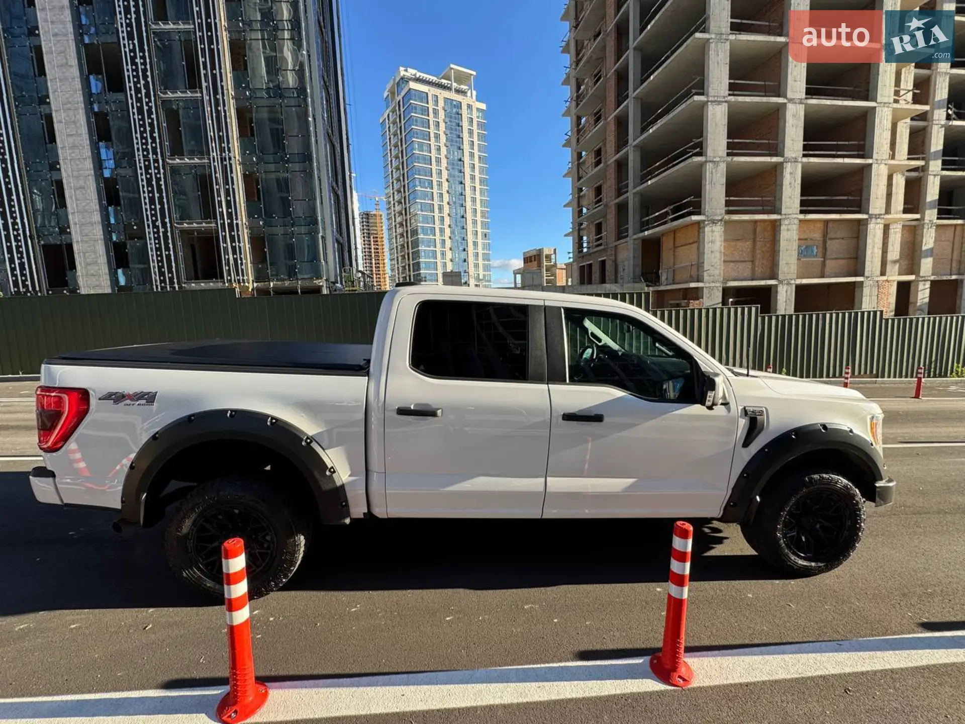 2021 Ford F-150 - мініатюра 8