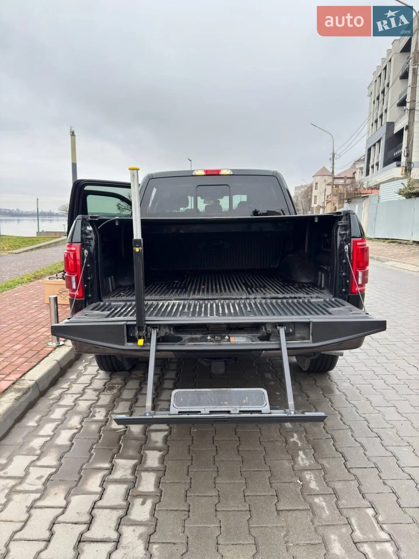 2017 Ford F-150 - мініатюра 30