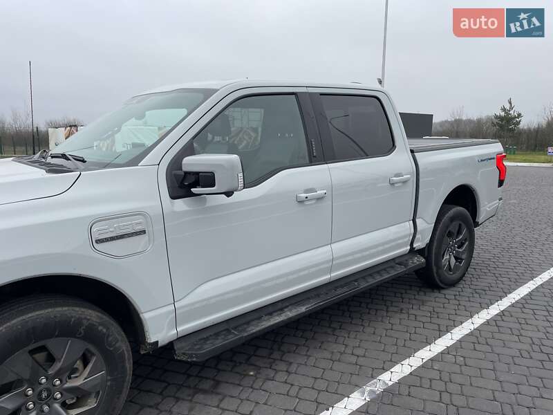 Пикап Ford F-150 2023 в Коростышеве