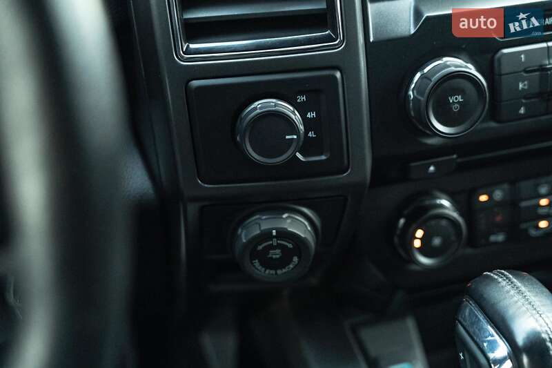 Пикап Ford F-150 2018 в Черновцах