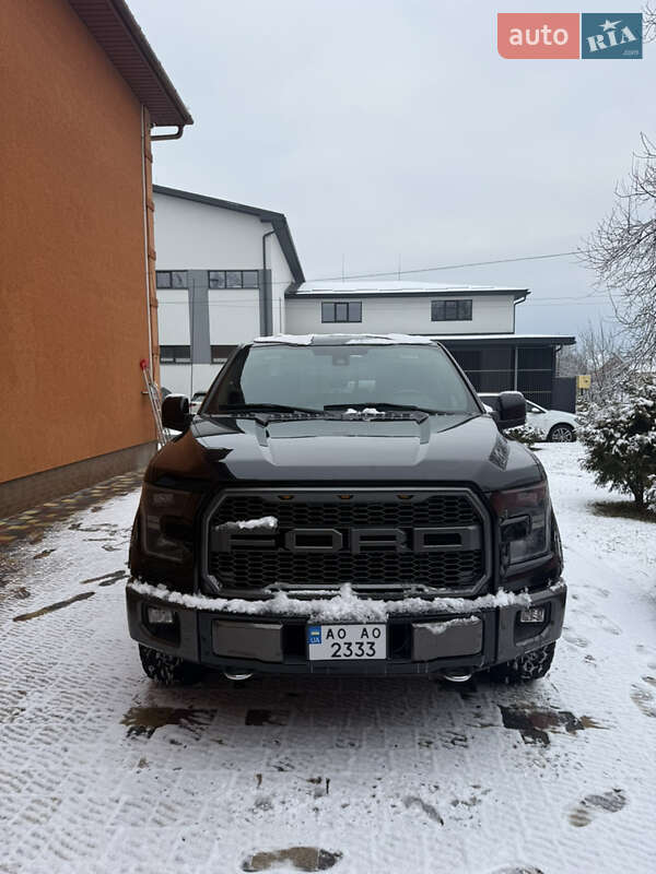 Пікап Ford F-150 2016 в Іршаві