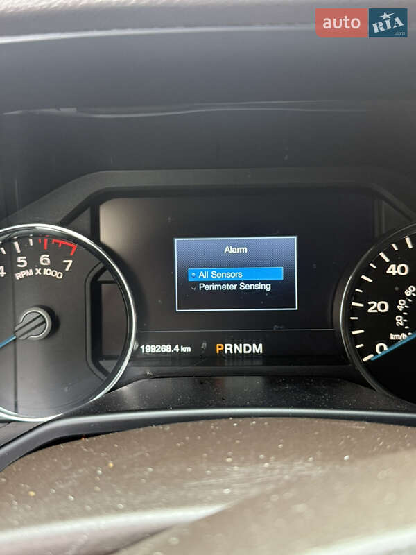 Пікап Ford F-150 2016 в Іршаві