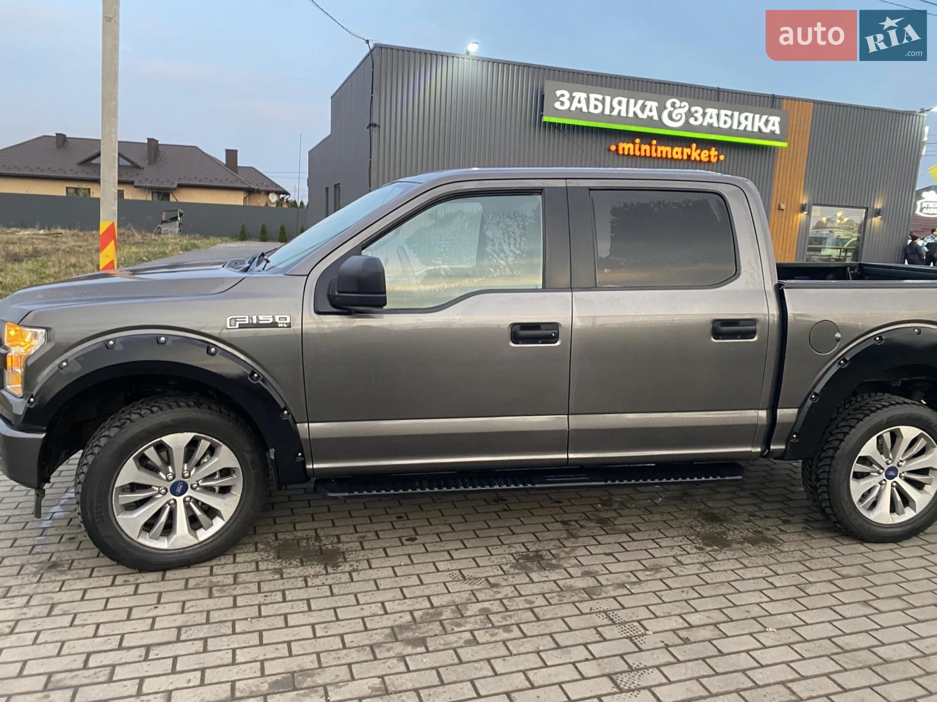 2017 Ford F-150 - мініатюра 4