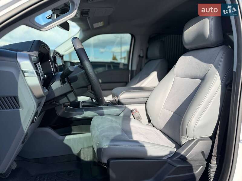 Пикап Ford F-150 2022 в Львове