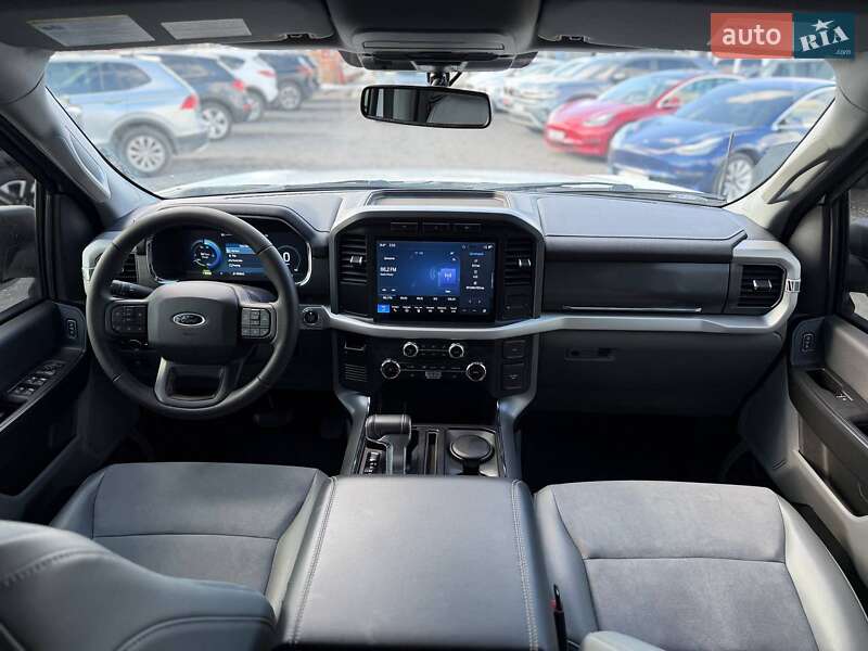 Пикап Ford F-150 2022 в Львове
