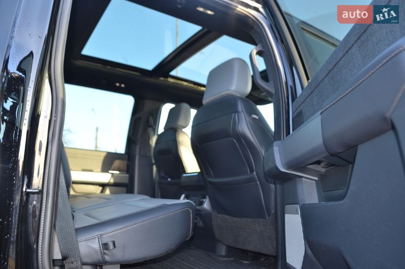 Пикап Ford F-150 2022 в Тернополе