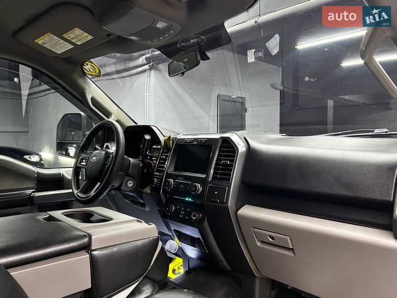 Пікап Ford F-150 2018 в Чернівцях