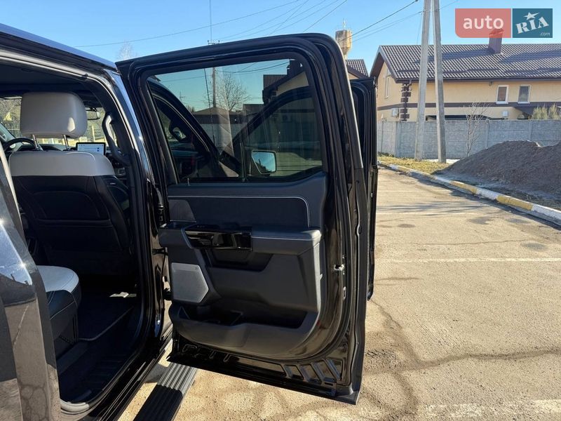 Пикап Ford F-150 2023 в Киеве фото 25 Пикап Ford F-150 2023 в Киеве