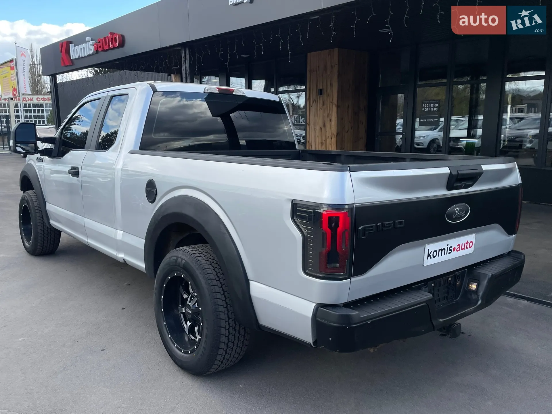 2015 Ford F-150 - мініатюра 23