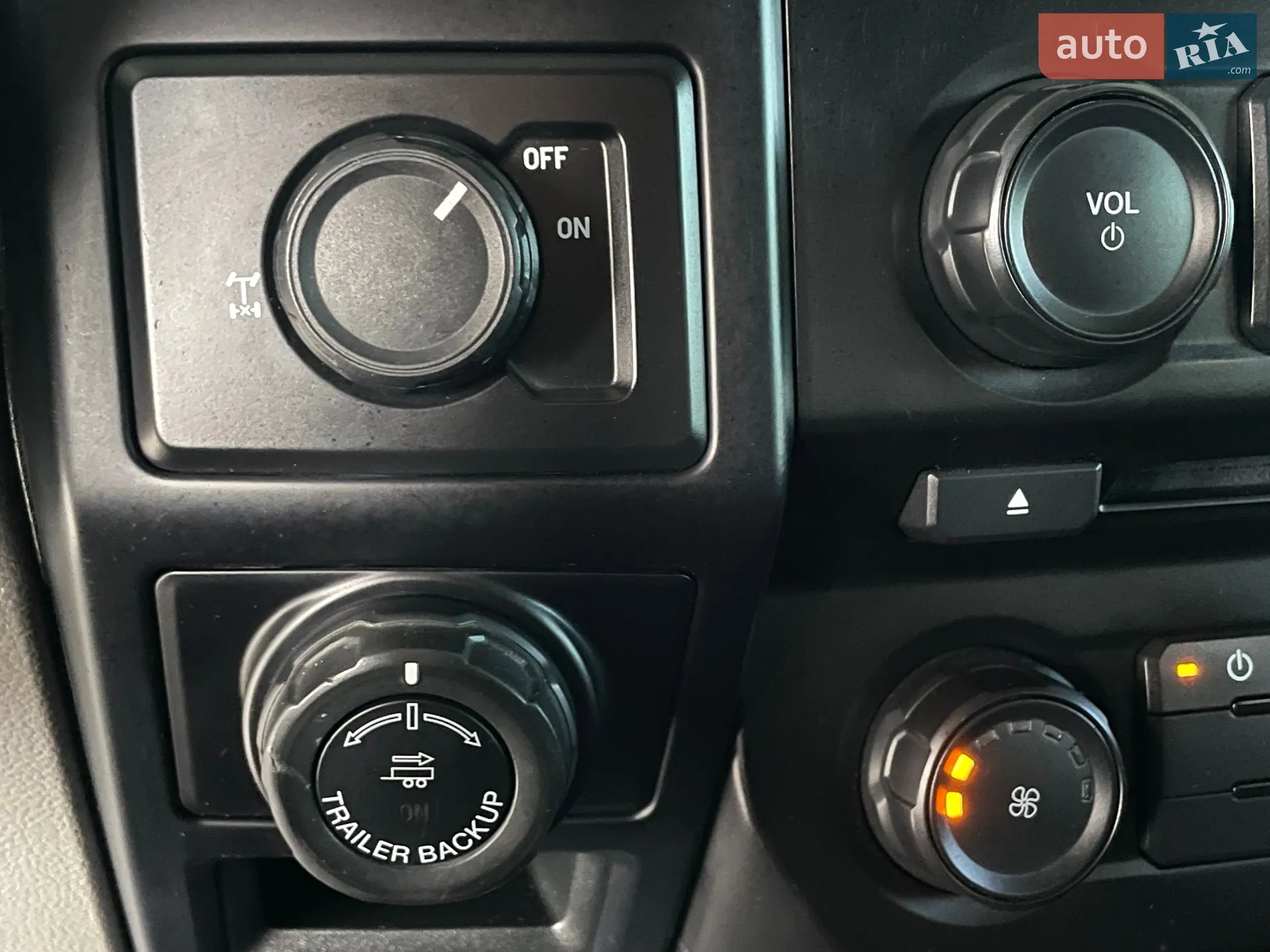 2015 Ford F-150 - мініатюра 68