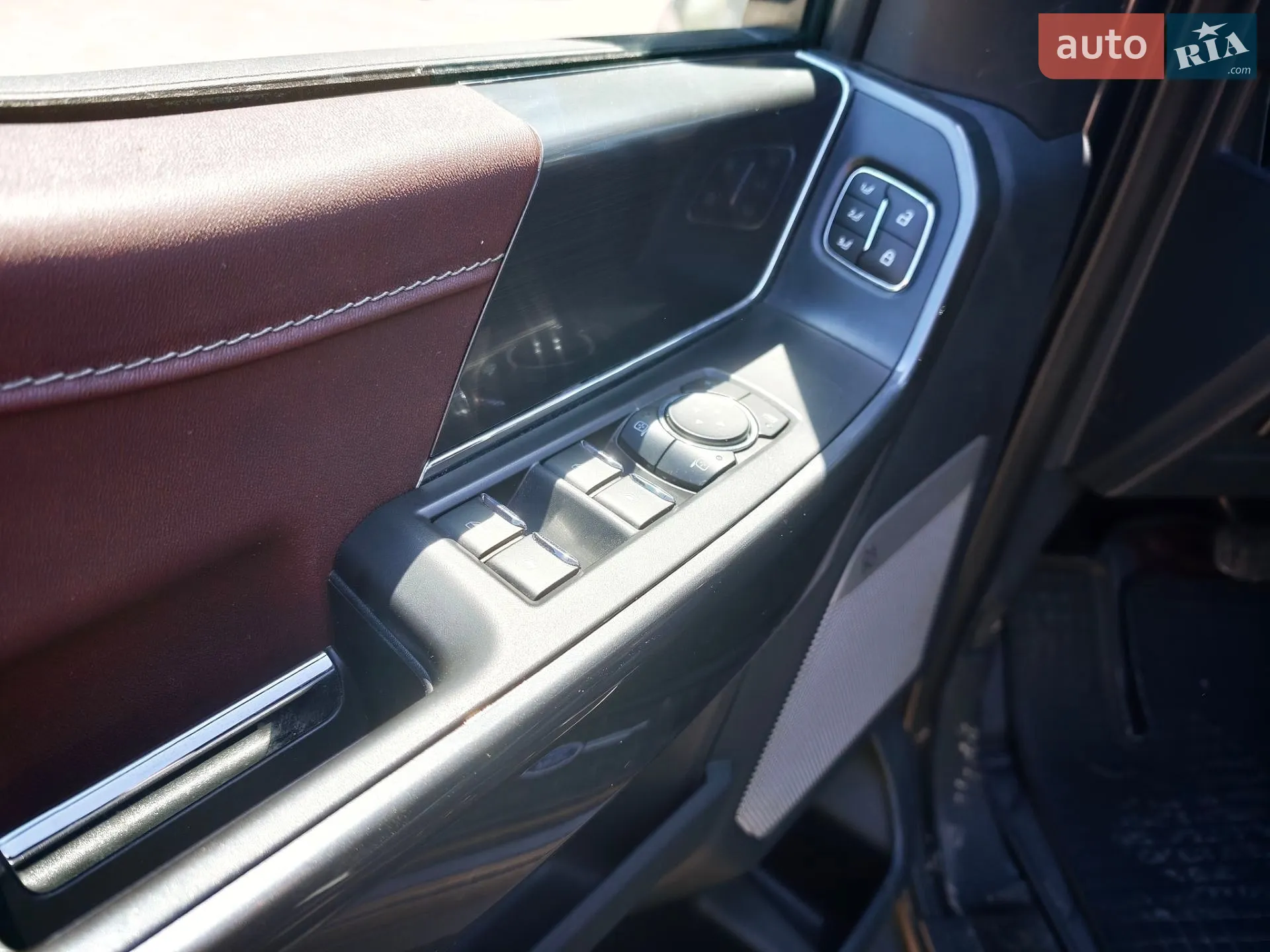 2021 Ford F-150 - мініатюра 19