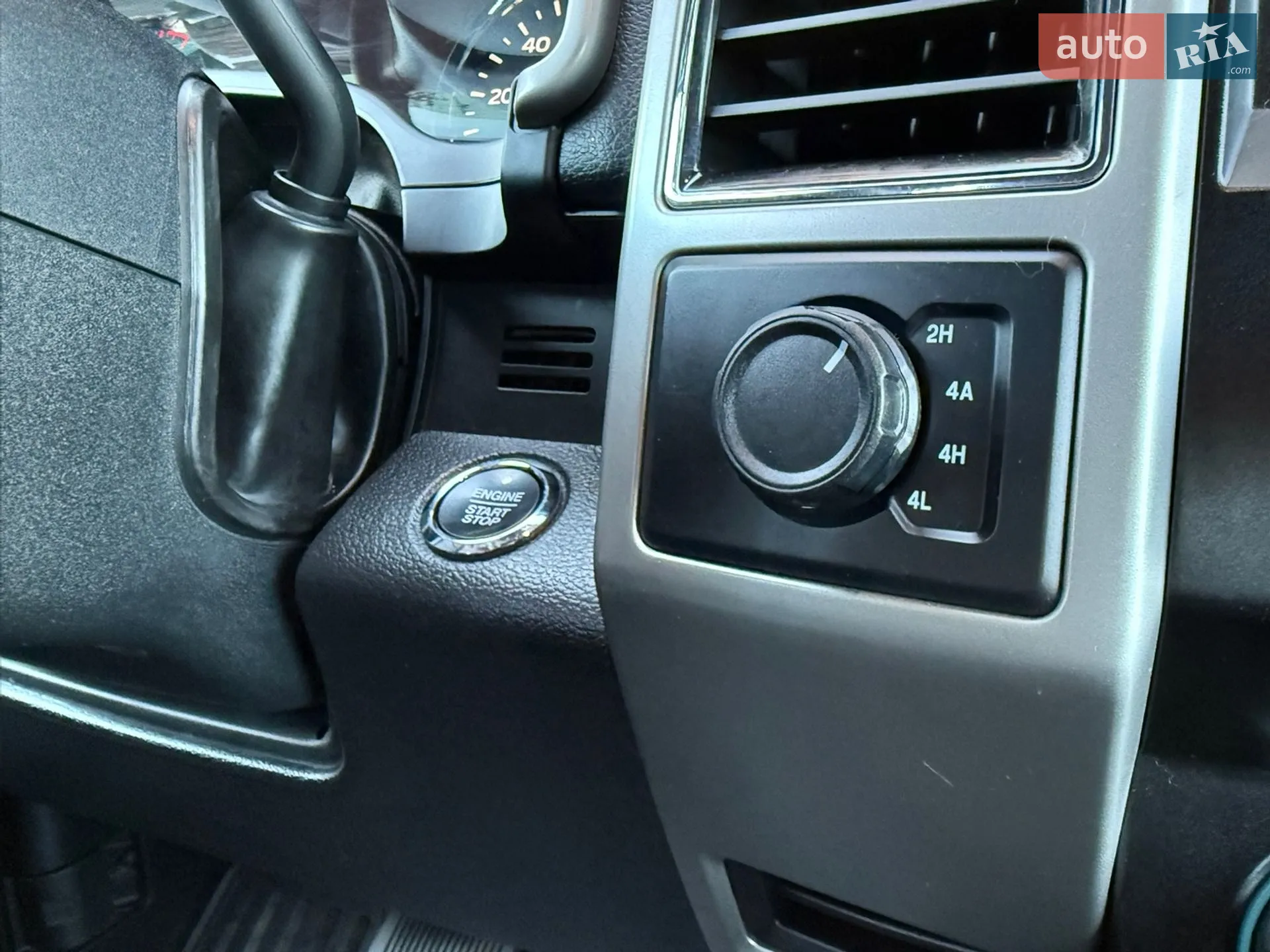 2019 Ford F-150 - мініатюра 21