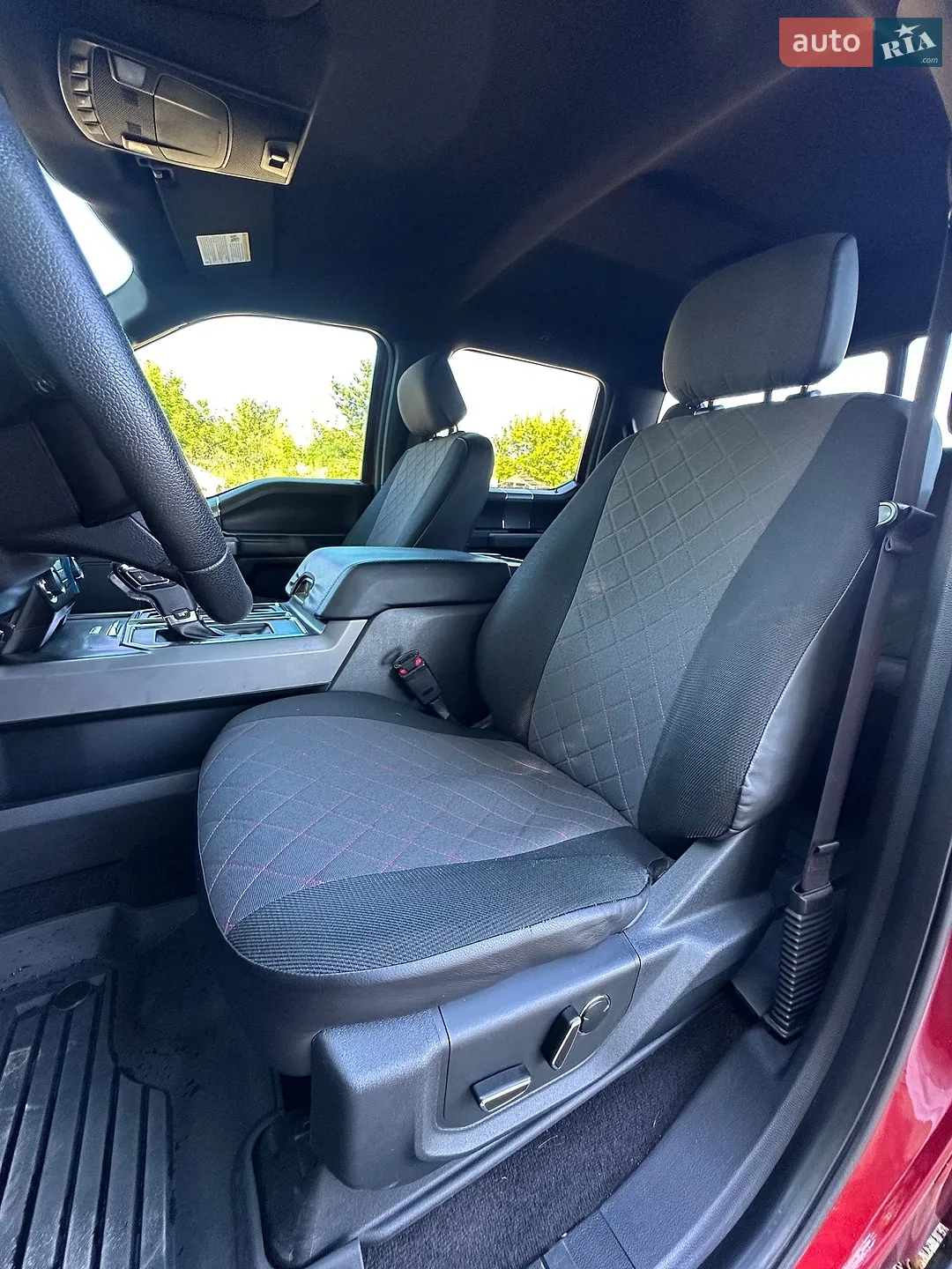 2015 Ford F-150 - мініатюра 30