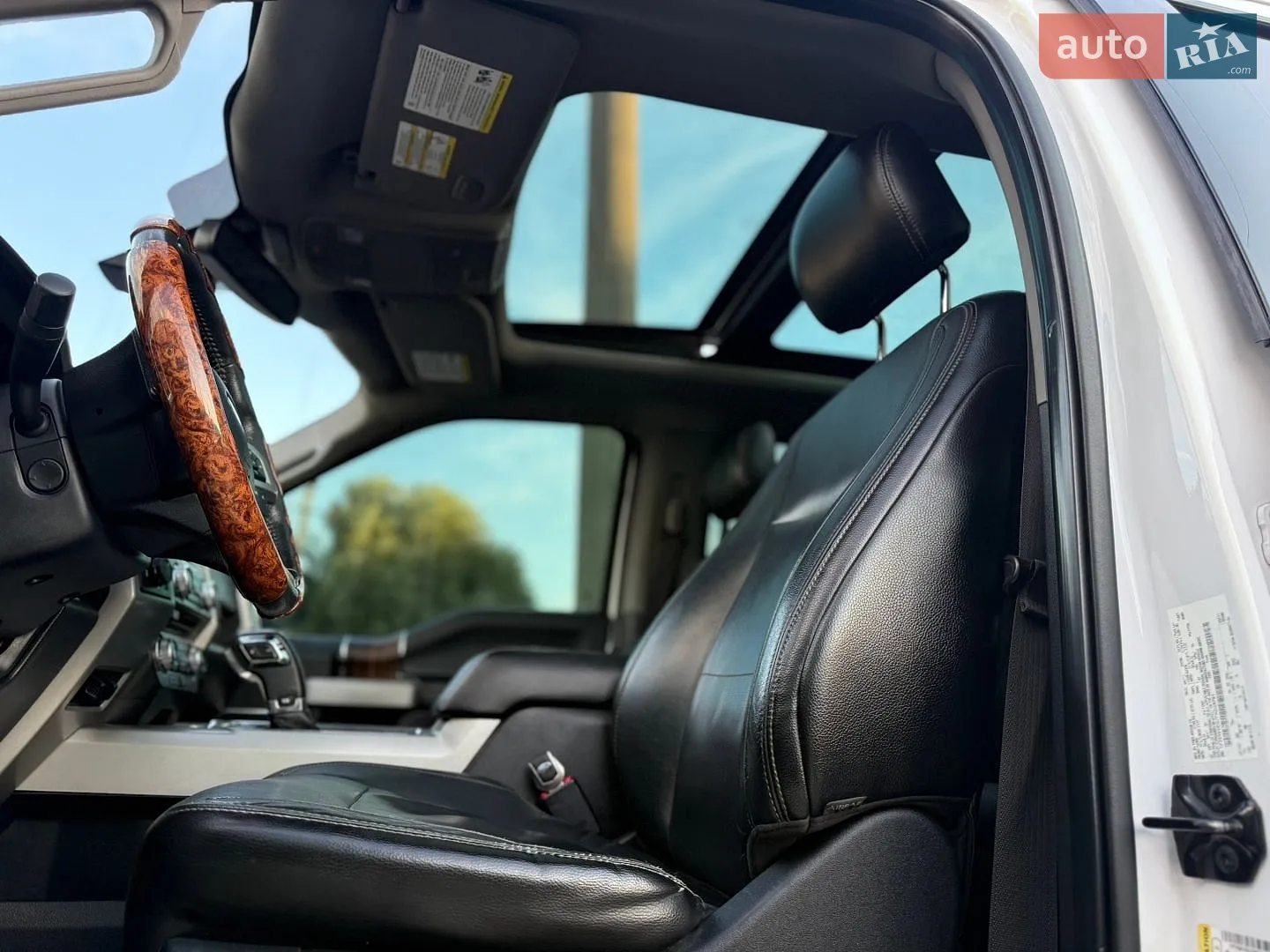 2015 Ford F-150 - мініатюра 12