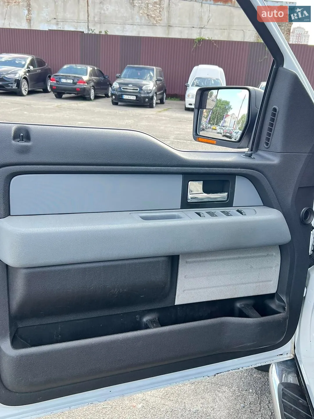 2014 Ford F-150 - мініатюра 24